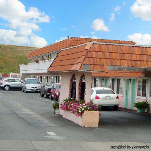 Hollister Inn Exterior photo